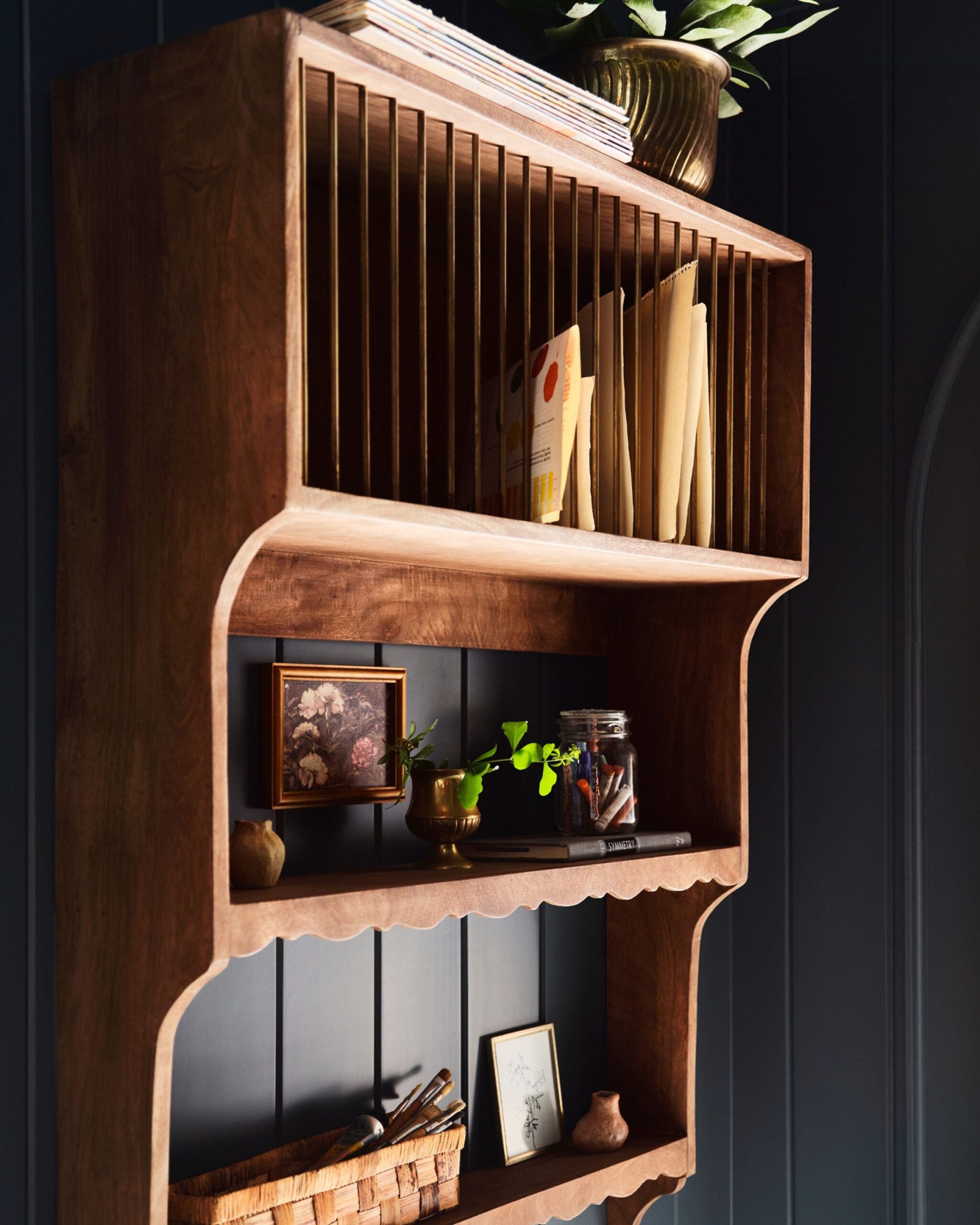 Mini-Reni_QuinnWoodenDishCabinet